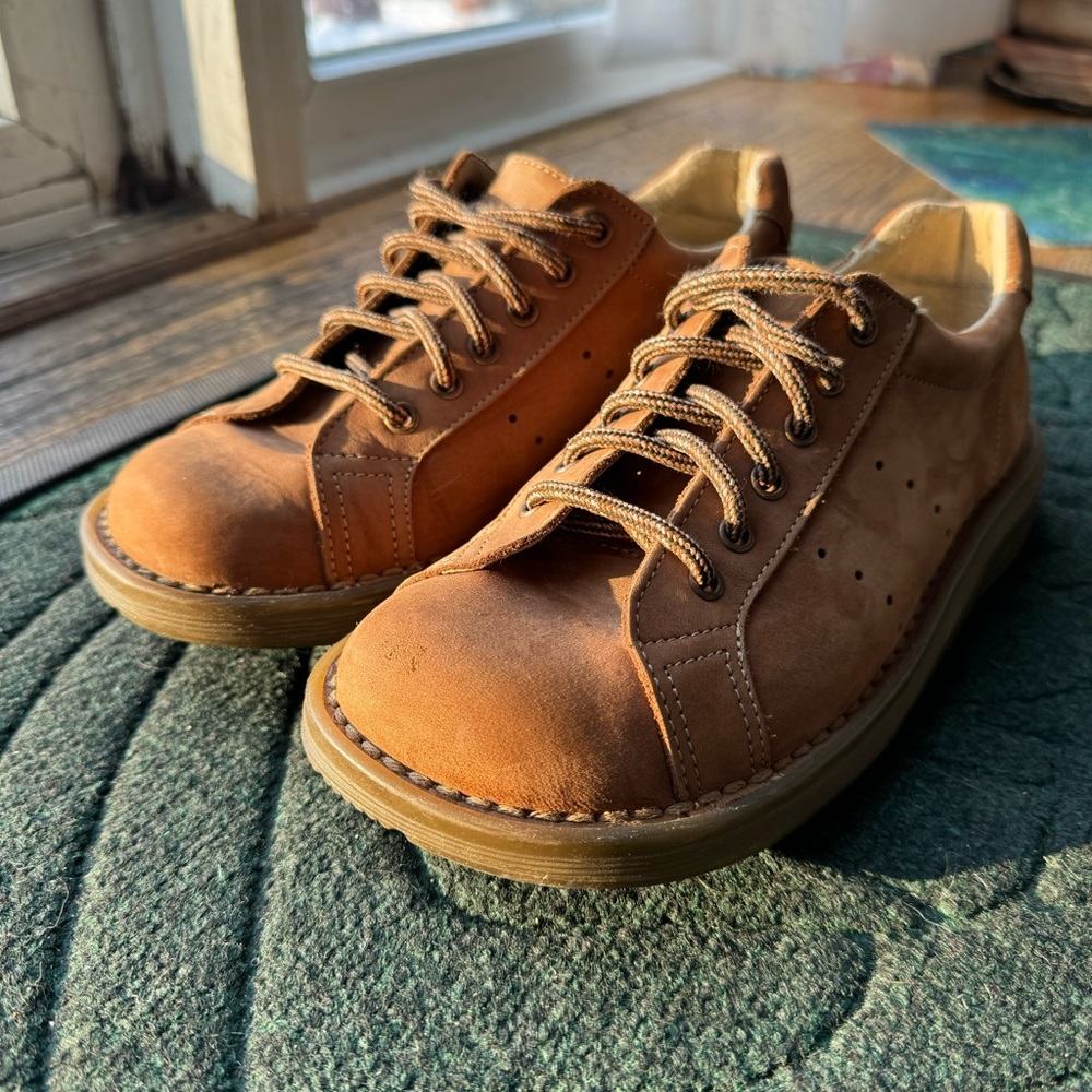 Doc DR. Martens Vintage Suede Oxford Shoes size EU 37 / USA 5